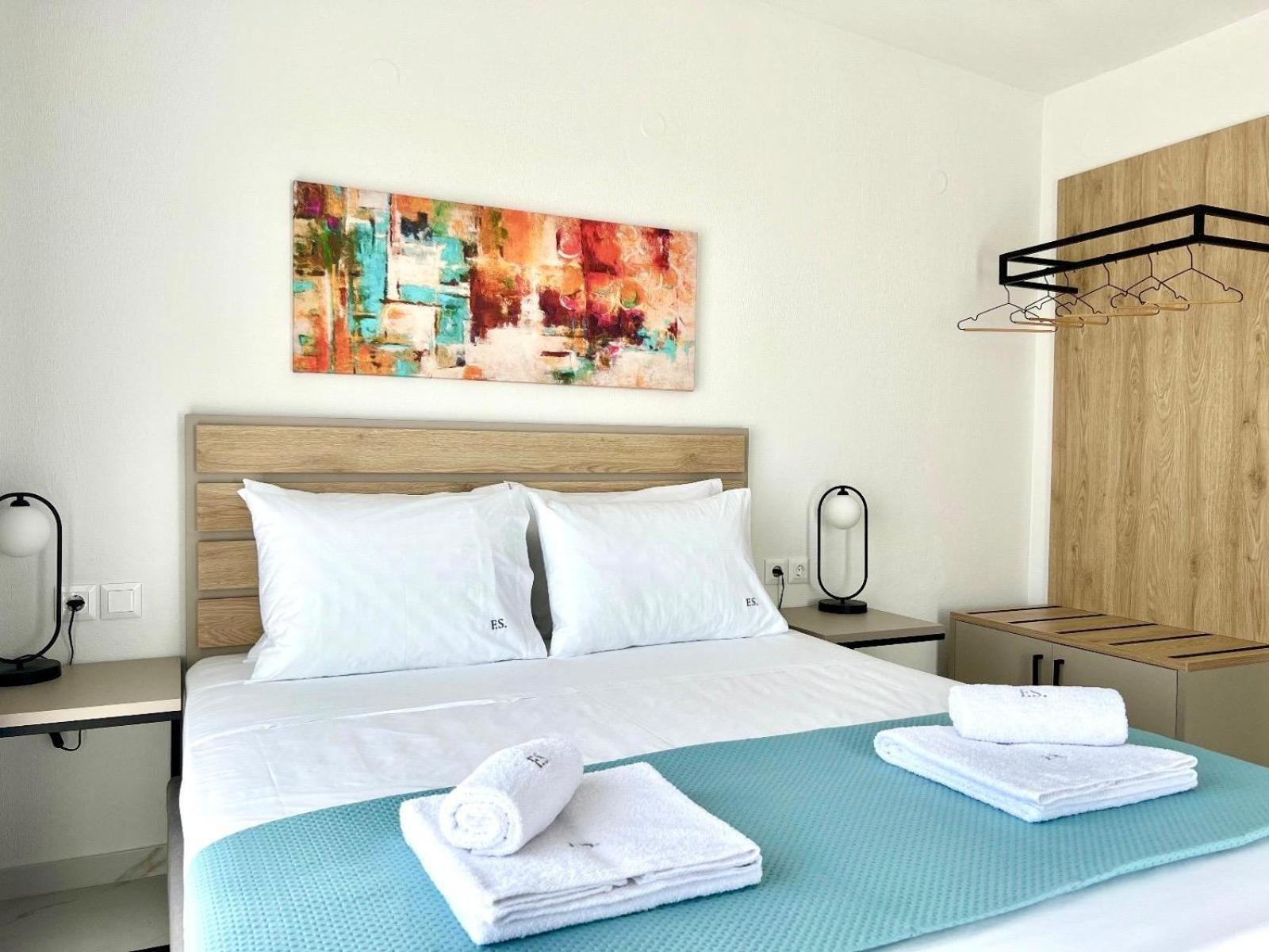 Four Shades Luxury Suites Сарті Екстер'єр фото
