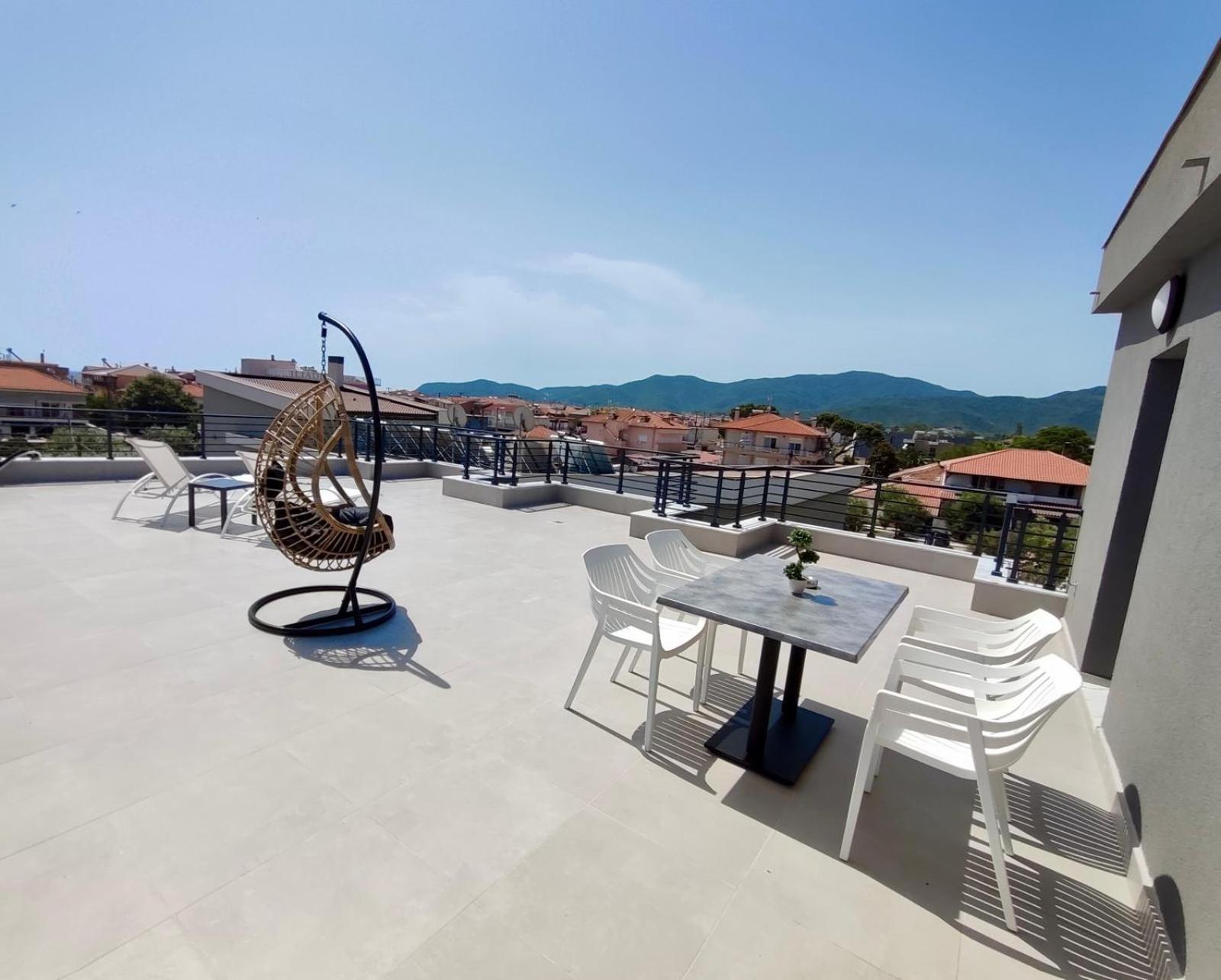 Four Shades Luxury Suites Сарті Екстер'єр фото